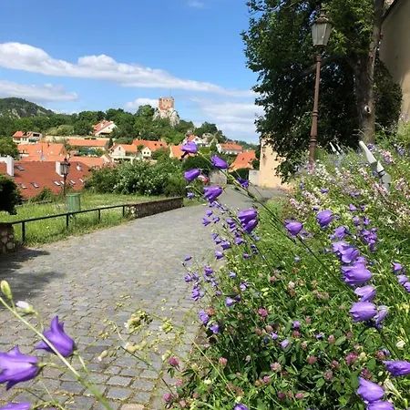 Konevova Lägenhetshotell Mikulov