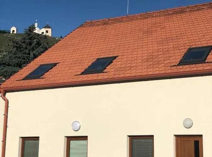 Konevova Aparthotel 4*