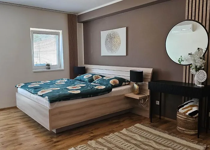 Aparthotel Konevova